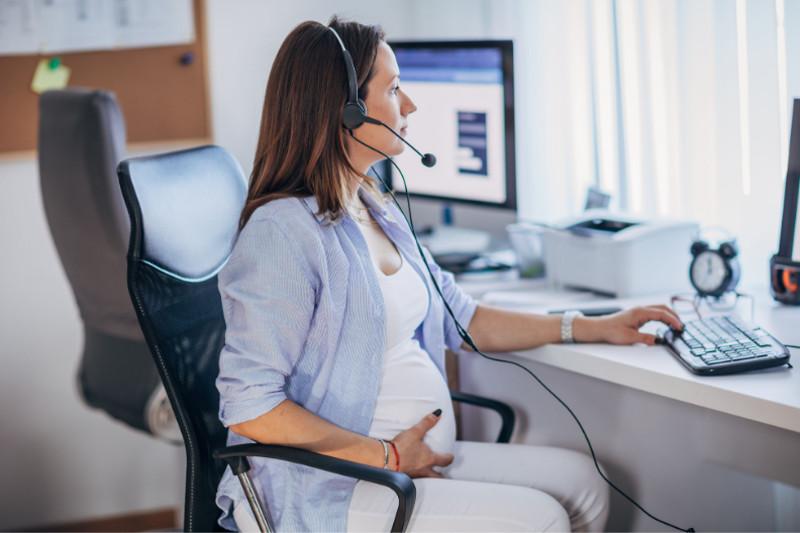 Jak powiedzieć szefowi o ciąży