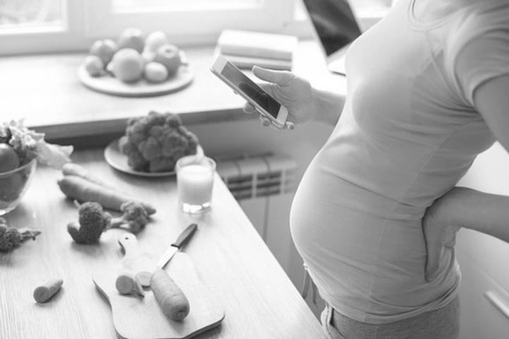 Jak skutecznie kontrolować apetyt w ciąży? Praktyczne porady dla przyszłych mam