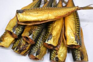 Wędzona ryba a karmienie piersią – co warto wiedzieć?